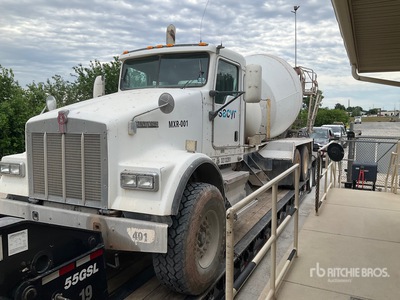 2008 Kenworth W900 Mixer Truck