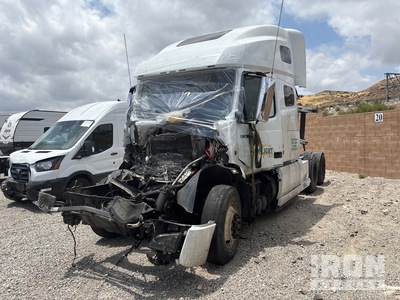 2022 Volvo VNL 6x4 Cabina con cuccetta per trattore stradale (Inoperable)