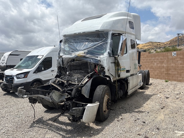 2022 Volvo VNL 6x4 T/A Sleeper Truck Tractor (Inoperable)