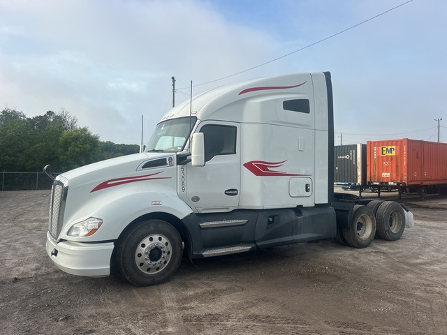 2020 Kenworth T680 6x4 T/A Sleeper Truck Tractor 2020 Kenworth T680 6x4 T/A Sleeper Truck Tractor