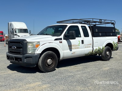 2011 Ford F-250 XL 4x2 Extended Cab Pickup