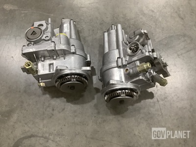 (2) Cat 4R-9036-03 Diesel Engine Governors