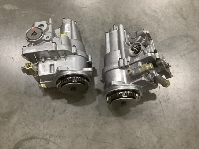 (2) Cat 4R-9036-03 Diesel Engine Governors