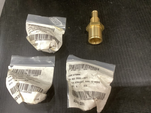 (28) BAE Systems 353 7665-001 Pipe to Hose Straight Adapters