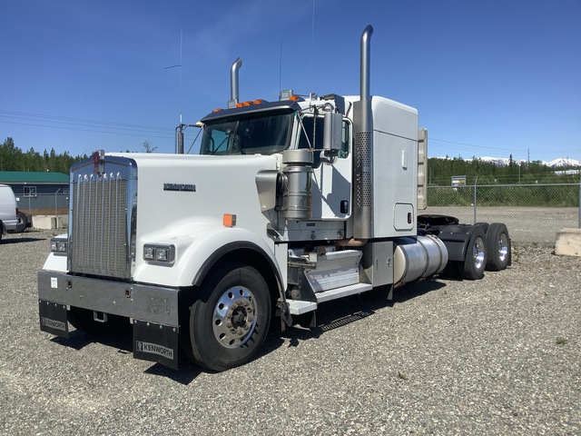 2016 Kenworth W900 T/A Sleeper Truck Tractor