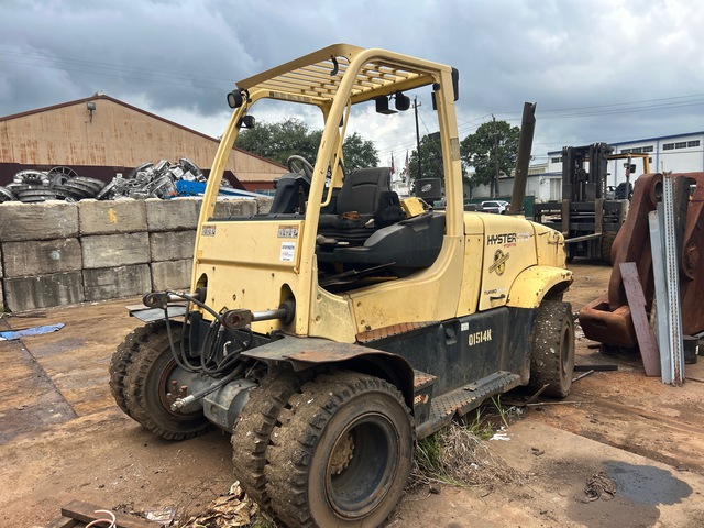 2012 Hyster H175FT 16600 lb Pneumatic Tire Forklift (Inoperable)