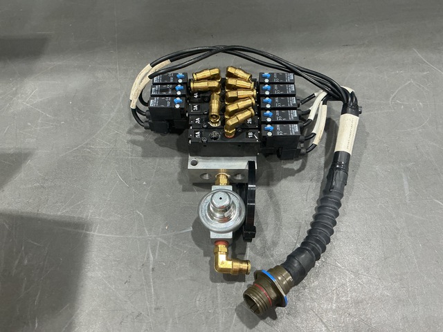 Parker B3C00085B Air Line Manifold