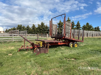 New Holland 10 ft Bale Stacker