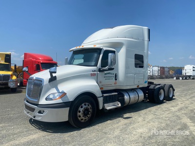2021 International LT625 6x4 Cabeza Tractora Cabina Dormitorio