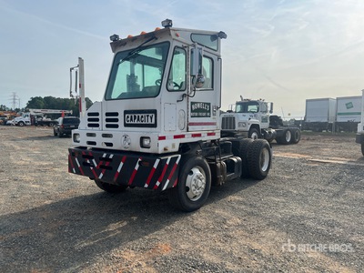 2001 Capacity TJ5000 4x2 Spezial-Sattelzug