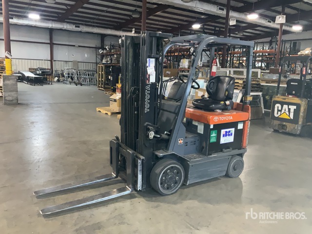 2002 Toyota 4400 lb Electric Forklift