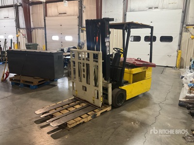 1996 Yale ERP030 3950 lb Cushion Tire Forklift (Inoperable)