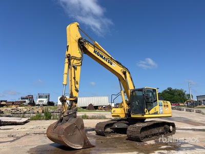 2016 Komatsu PC240-LC-11 Tracked Excavator