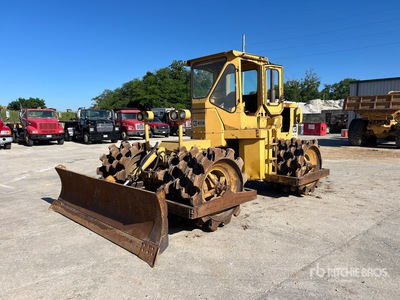 1980 Cat 815 Compacteur de sol 4 roues