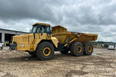 2004 Komatsu HM400 Articulated Dump Truck
