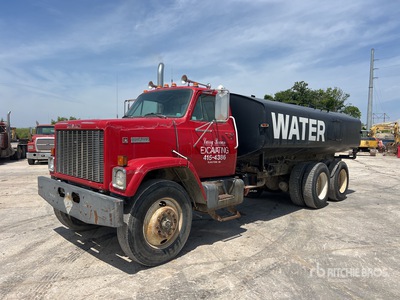 1987 GMC Brigadier 4000 gal 6x4 Water Truck