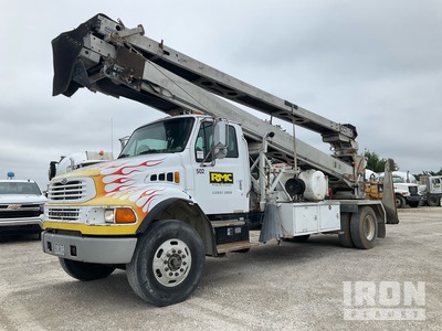 2002 Sterling M8500 4x2 Betonnen transport vrachtwagen