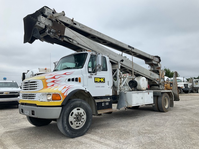 2002 Sterling M8500 4x2 Concrete Conveyor Truck