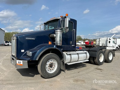 2009 Kenworth T800 6x4 T/A Day Cab Truck Tractor