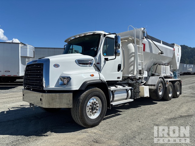 2024 Freightliner 114SD
