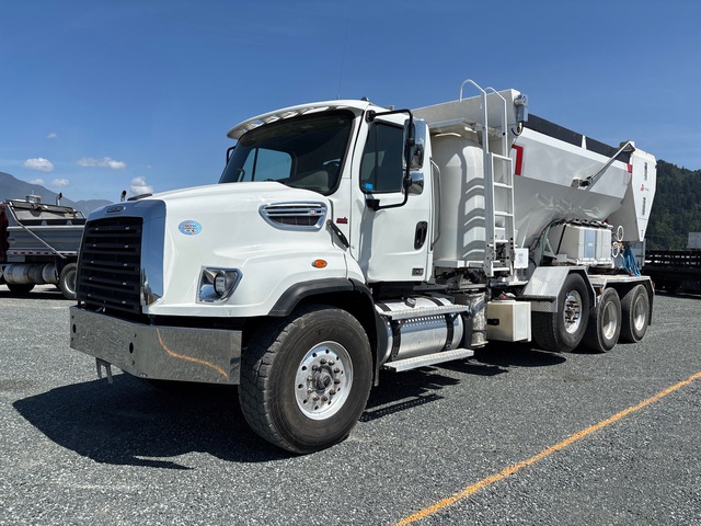 2024 Freightliner 114SD 8x4 Volumetric Mixer Truck 2024 Freightliner 114SD 8x4 Volumetric Mixer Truck