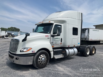 2021 International LT625 6x4 Cabeza Tractora Cabina Dormitorio