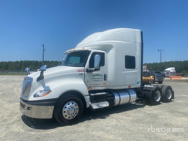 2021 International LT625 6x4 T/A Sleeper Truck Tractor
