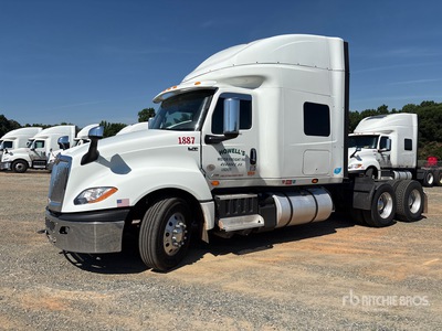 2021 International LT625 6x4 Ciągnik siodłowy T/A z kabiną sypialną