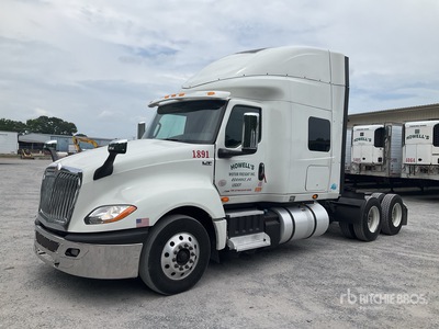 2021 International LT625 6x4 T/A Sleeper Truck Tractor