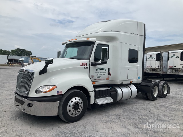 2021 International LT625 6x4 T/A Sleeper Truck Tractor