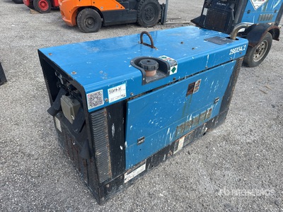 2020 Miller Big Blue 400 Pro 400 A Mobile Multi-Process を見 Welder - Fueled