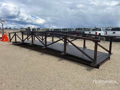 8 ft x 30 ft Arch Pont