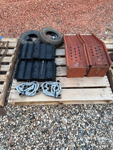 Quantity of (2) Car Ramps