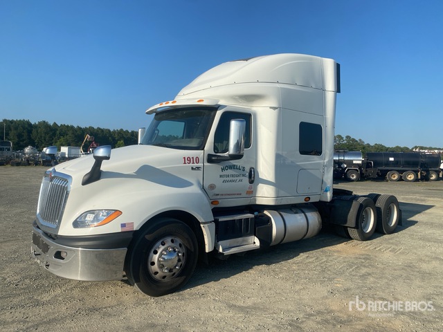 2021 International LT625 6x4 T/A Sleeper Truck Tractor