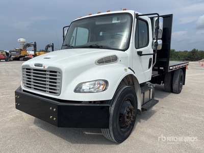 2015 Freightliner M2 106 4x2 Flatbed Truck