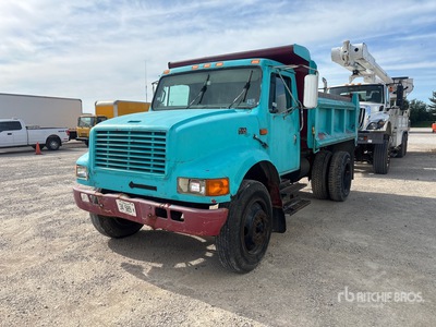1995 International 4700 S/A-kiepwagen