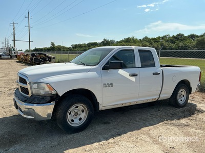 2014 Ram 1500 4x4 Extended Cab Pickup