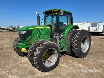 2016 John Deere 6120M Tracteur agricole 4WD