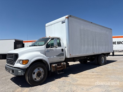 2003 Ford F-650 Van Truck