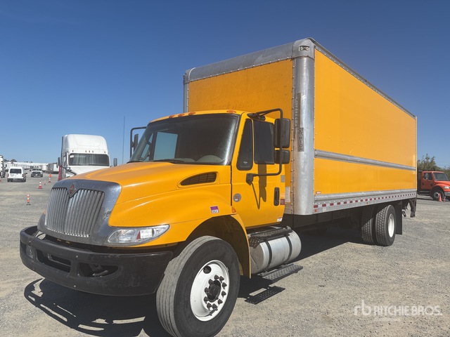 2019 International 4300 4x2 Van Truck