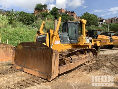 2005 Komatsu D85EX-15 Crawler Dozer