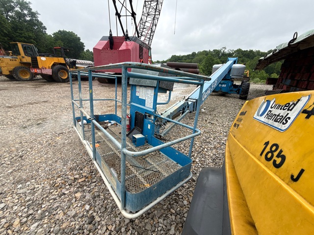 Genie S-85 4WD Diesel Telescopic Boom Lift