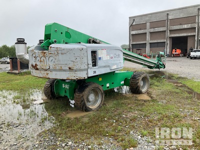 2013 Genie S85 4WD Diesel Nacelle Télescopique