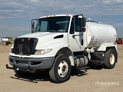 2017 International 4300 4x2 Water Truck