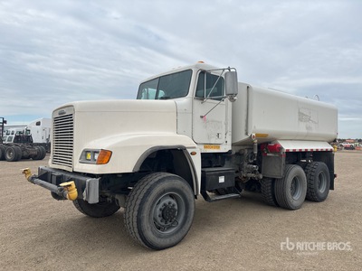 2004 Freightliner FLD120 6x6 Water vrachtwagen