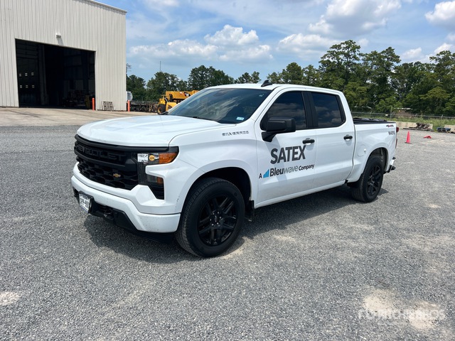 2022 Chevrolet Silverado 1500 4x4 Crew Cab Pickup