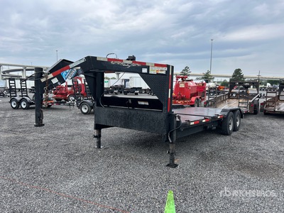 2019 Texas Pride EQ72414KGN 23 ft T/A Gooseneck Tilt Deck Trailer