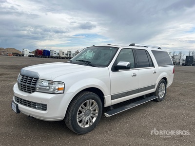 2014 Lincoln Navigator 4WD SUV