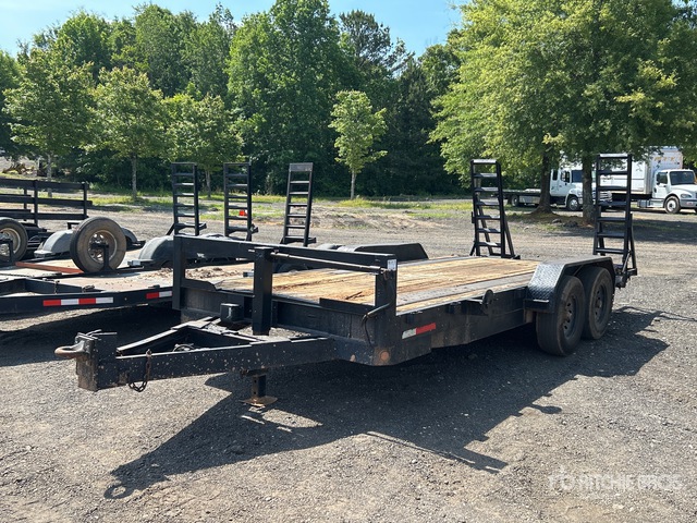 2016 18 ft T/A Equipment Trailer