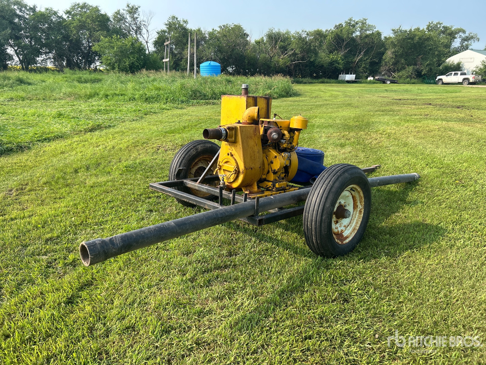Monarch 773 GB 3 in Trailer-Mounted Water Pump